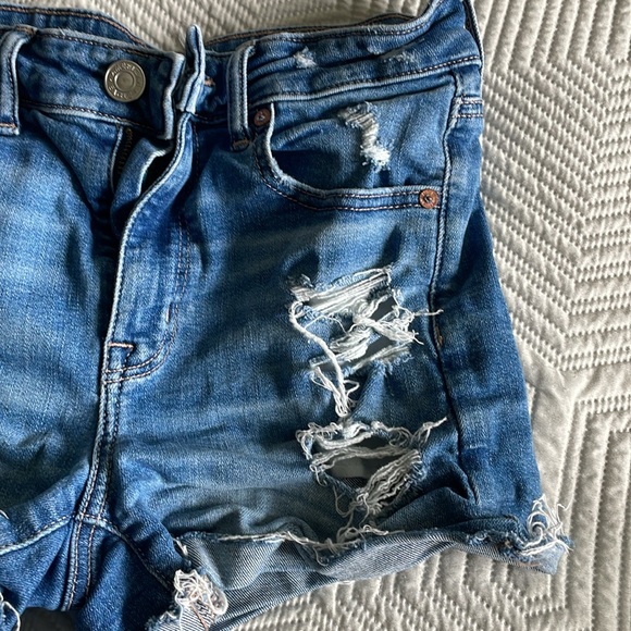 American Eagle Stretch Denim Shorts size 6 - Picture 3 of 8